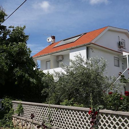 Apartments Ljubica バスカ エクステリア 写真