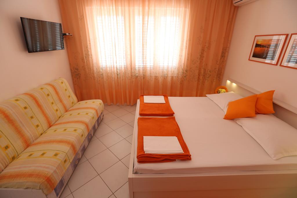 Apartments Ljubica バスカ エクステリア 写真