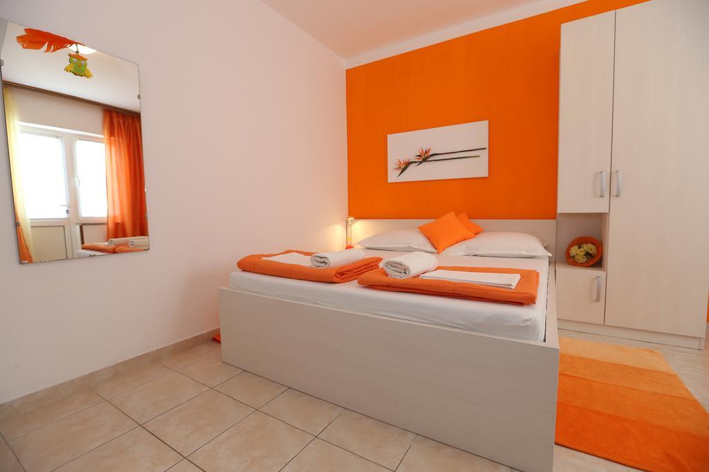 Apartments Ljubica バスカ エクステリア 写真