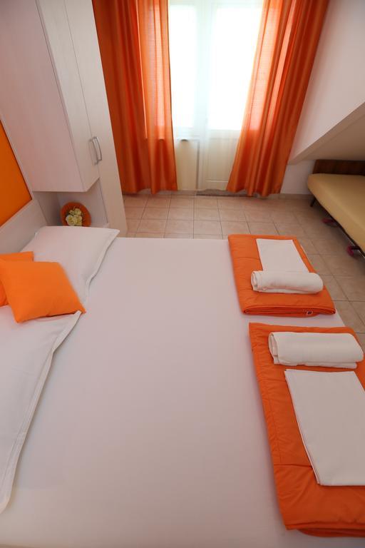 Apartments Ljubica バスカ エクステリア 写真