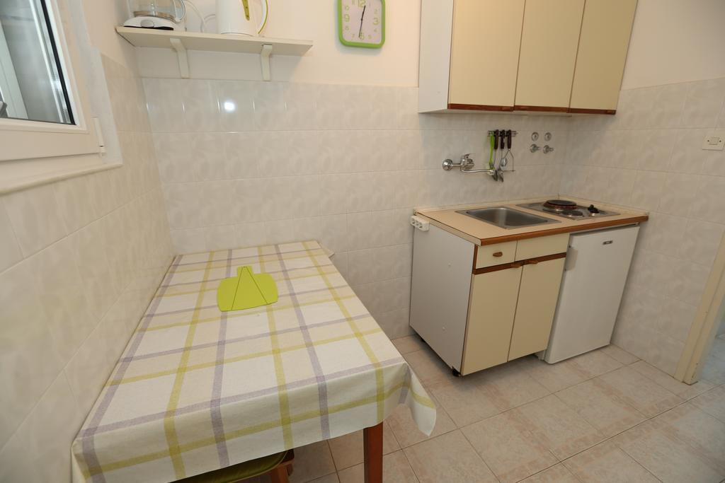Apartments Ljubica バスカ エクステリア 写真