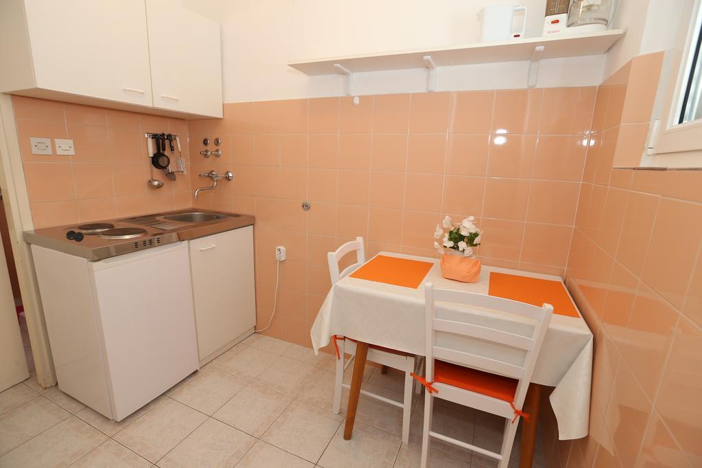 Apartments Ljubica バスカ エクステリア 写真