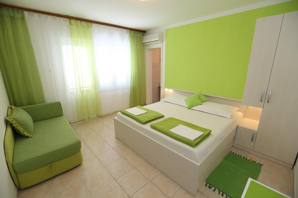 Apartments Ljubica バスカ エクステリア 写真