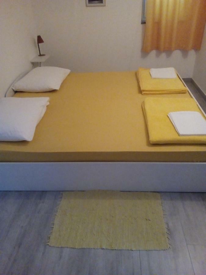 Apartments Ljubica バスカ エクステリア 写真